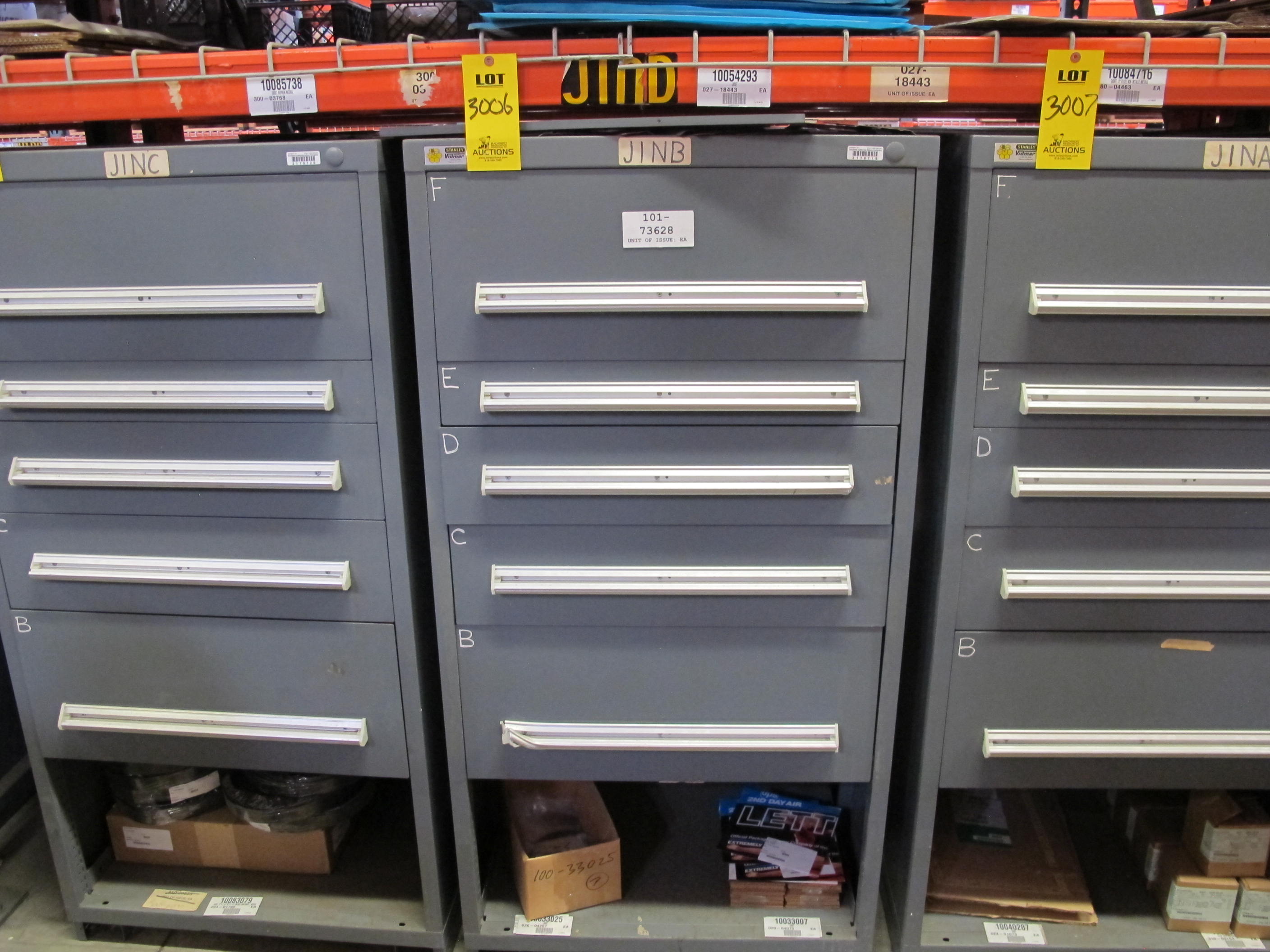 STANLEY VIDMAR HEAVY DUTY 5-DRAWER PARTS CABINET W/ CONTENTS (W-50) LOADING & HANDLING FEE $25-